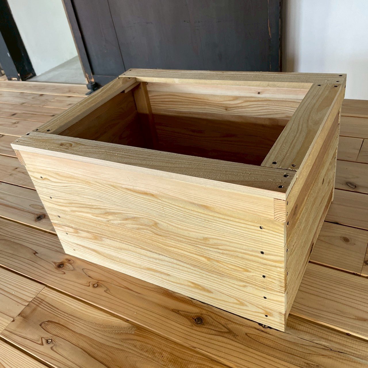 ビオトープ用木枠／杉荒板（タライ36L用） - 丹波とめだか「とと」