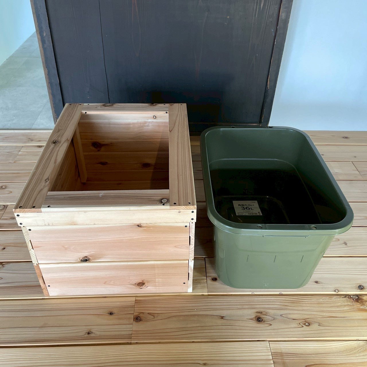 ビオトープ用木枠／杉羽目板（タライ36L用） - 丹波とめだか「とと」