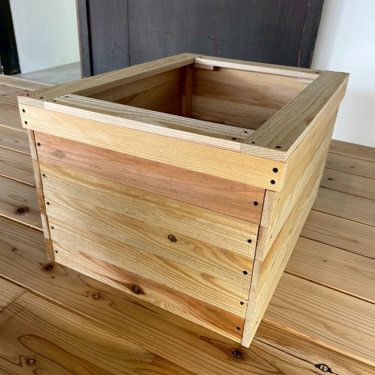 ビオトープ用木枠／杉荒板（タライ36L用） - 丹波とめだか「とと」