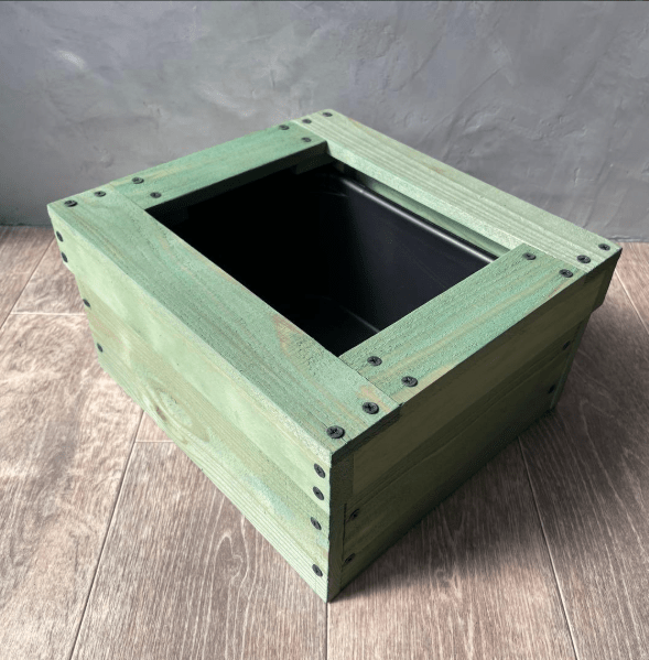 メダカ飼育セット 《木枠・水槽4L・低床セット 》杉材 アンティークグリーン【ビス仕上げ】 - 丹波とめだか「とと」